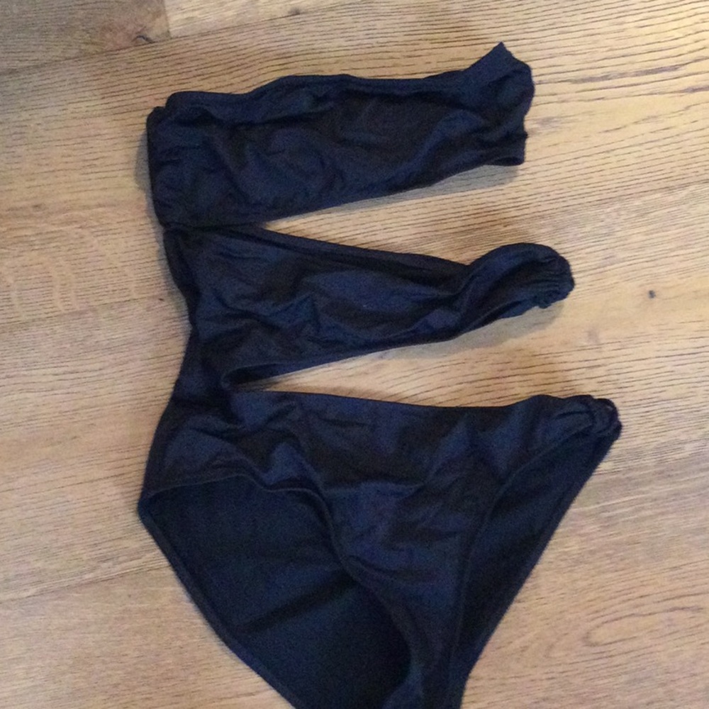 H&M one piece cut out bathing suit